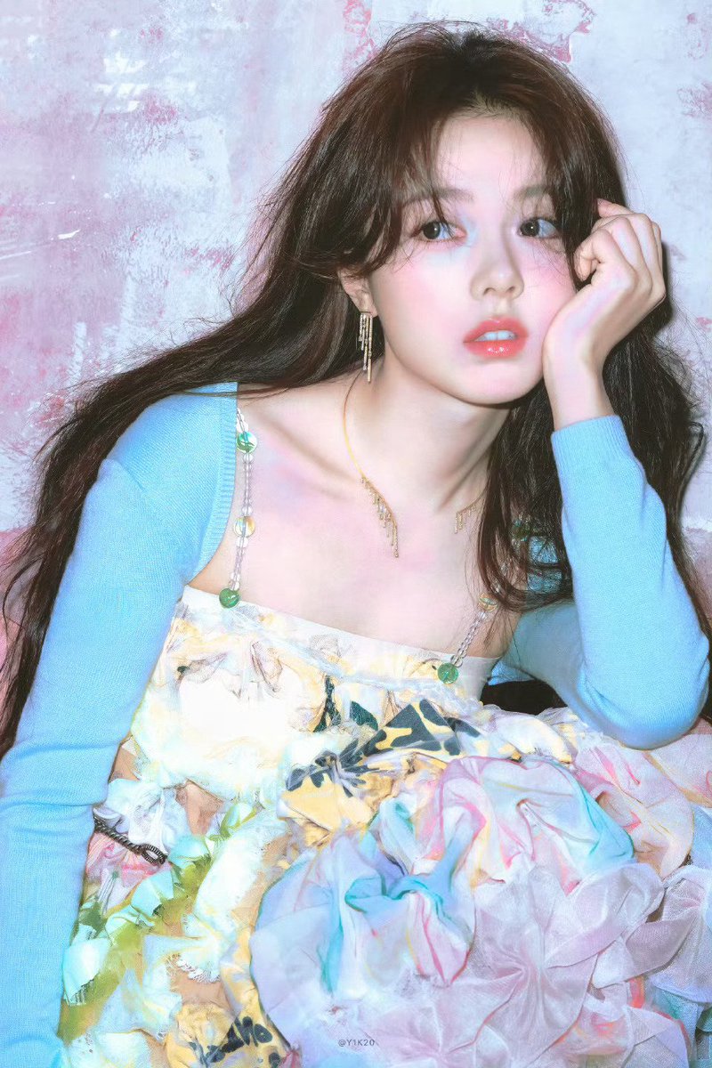 C-starry tweet media