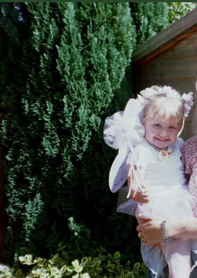 chelsea ⁴ ¹⁶ 🏎️loserboy #4🦋charles leWHORE🧚🏼 tweet media