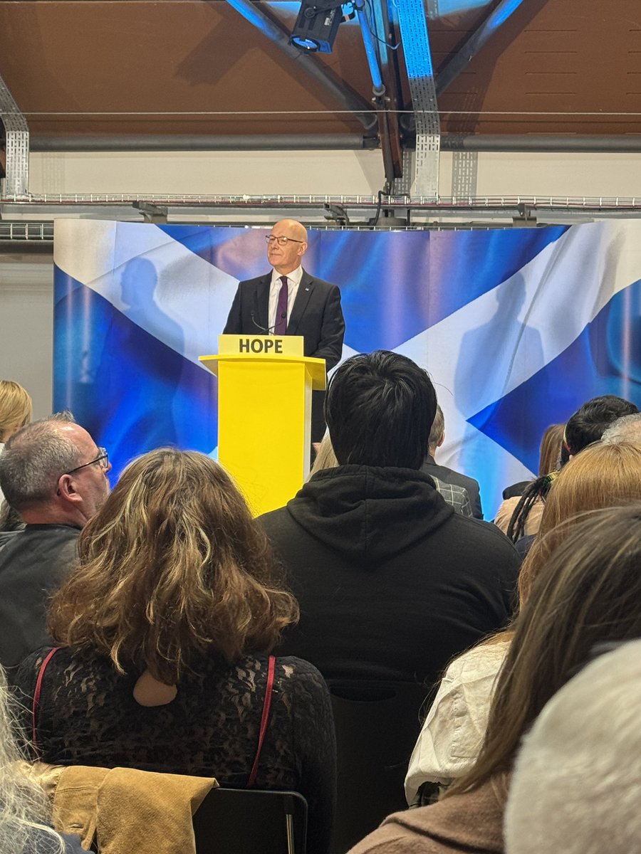 Ewan Petrie tweet media