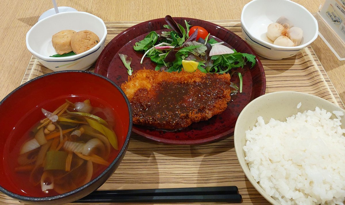 iris.✧🌬️ tweet media