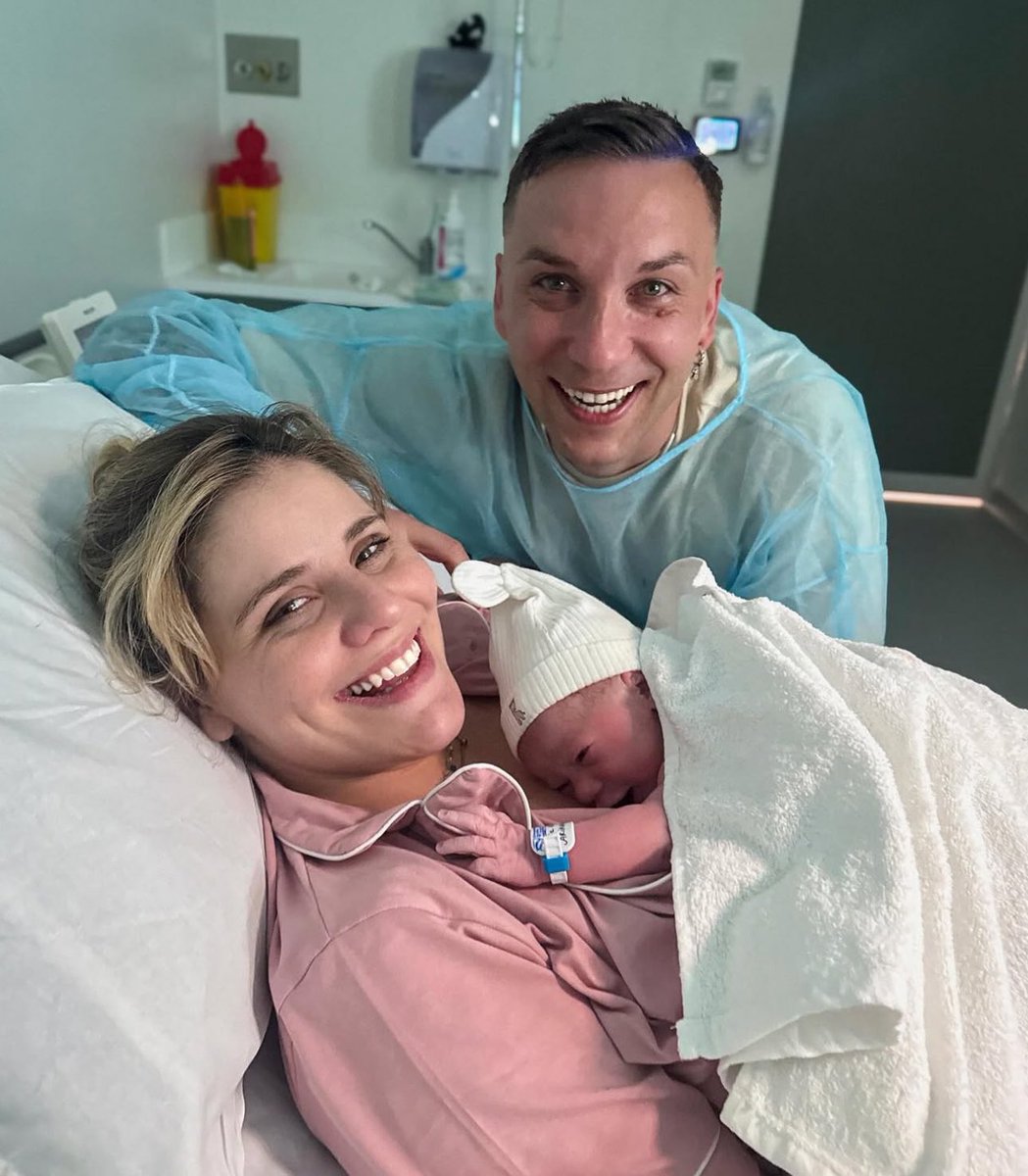 𝖆𝖓𝖎𝖙𝖆 tweet media