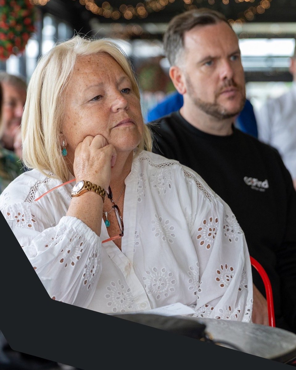 Fleetwood Town FC Commercial tweet media