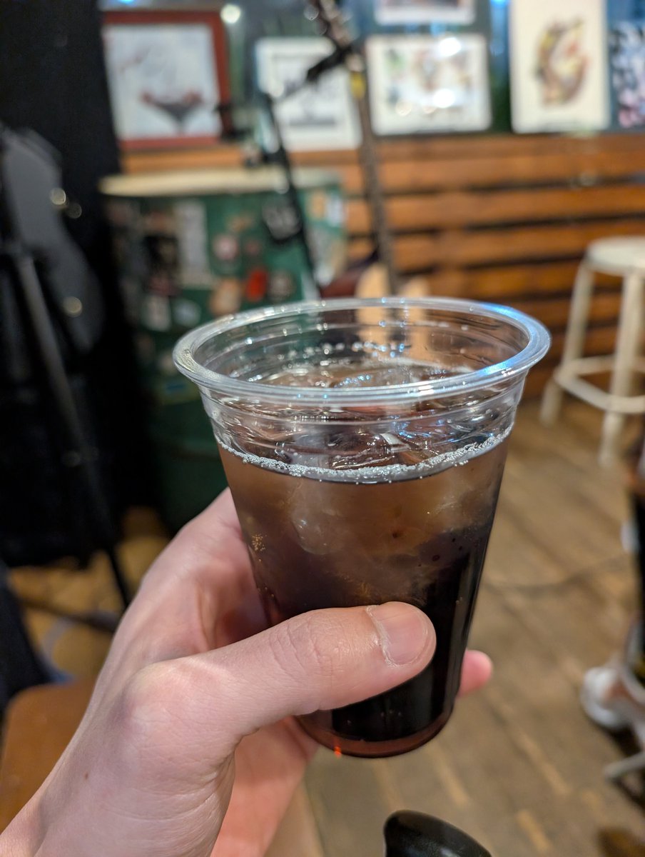 こにたん tweet media