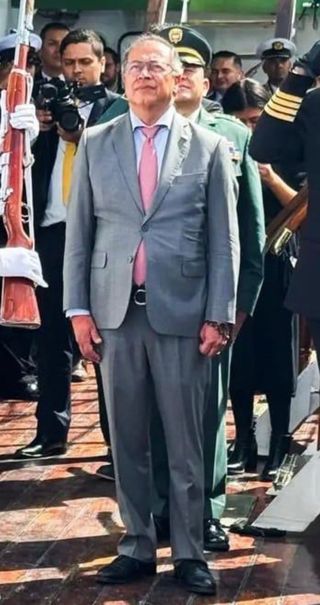 ℂཞเ𝕤𝕥𝔦คꪀ 🍷🕊⚡️ tweet media