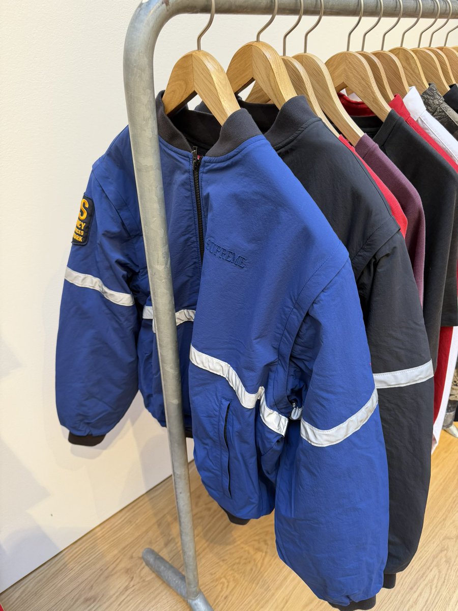 Supreme Drops tweet media