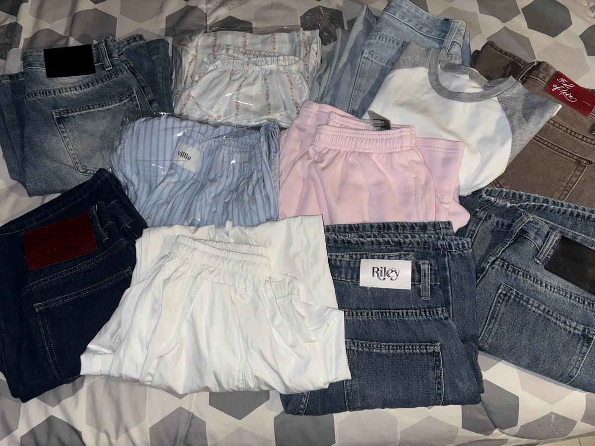 บูบี้นะ tweet media