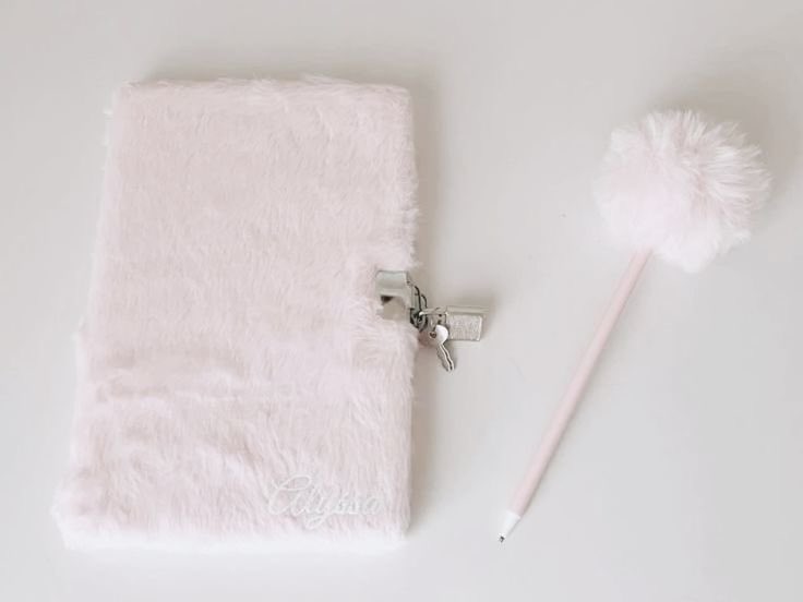 αngel ໒꒱ tweet media