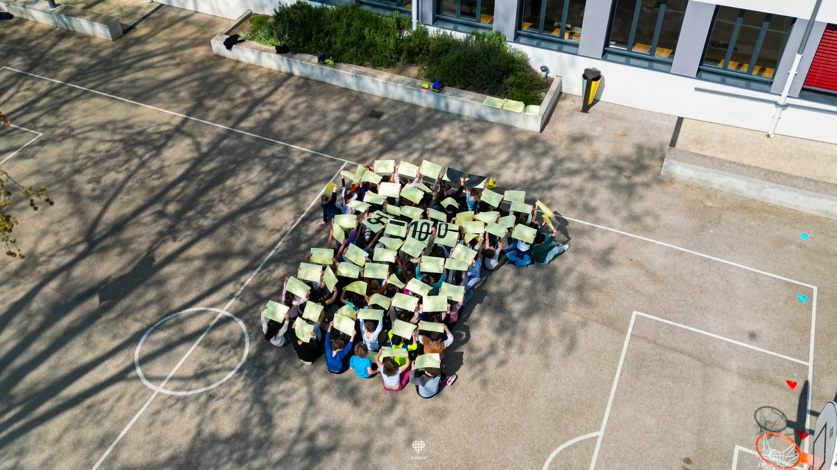 Ville de Vichy tweet media