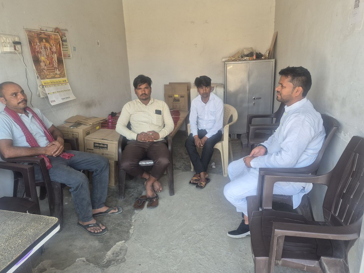 arvindnishad01's tweet photo. जन संपर्क अभियान मिशन 2027
#अरविंद #निषाद  #राष्ट्रीय #अध्यक्ष #एकलव्यपार्टी https://t.co/bdurKiMWe0