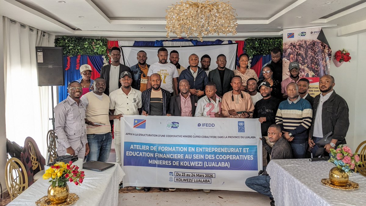 ifedd_rdc's tweet photo. Au #lualaba, durant 2 jours, Avec l'appui du @PNUDRDC,  #IFEDD a formé des exploitants miniers artisanaux évoluant sur le site minier Menuiserie, sur l'entreprenariat et éducation financière au sein des coopératives minières.
@MinesRdc @SaemapeR 
#RDC #Mines #PNUD #IFEDD #scoops https://t.co/ubqm51r5yN