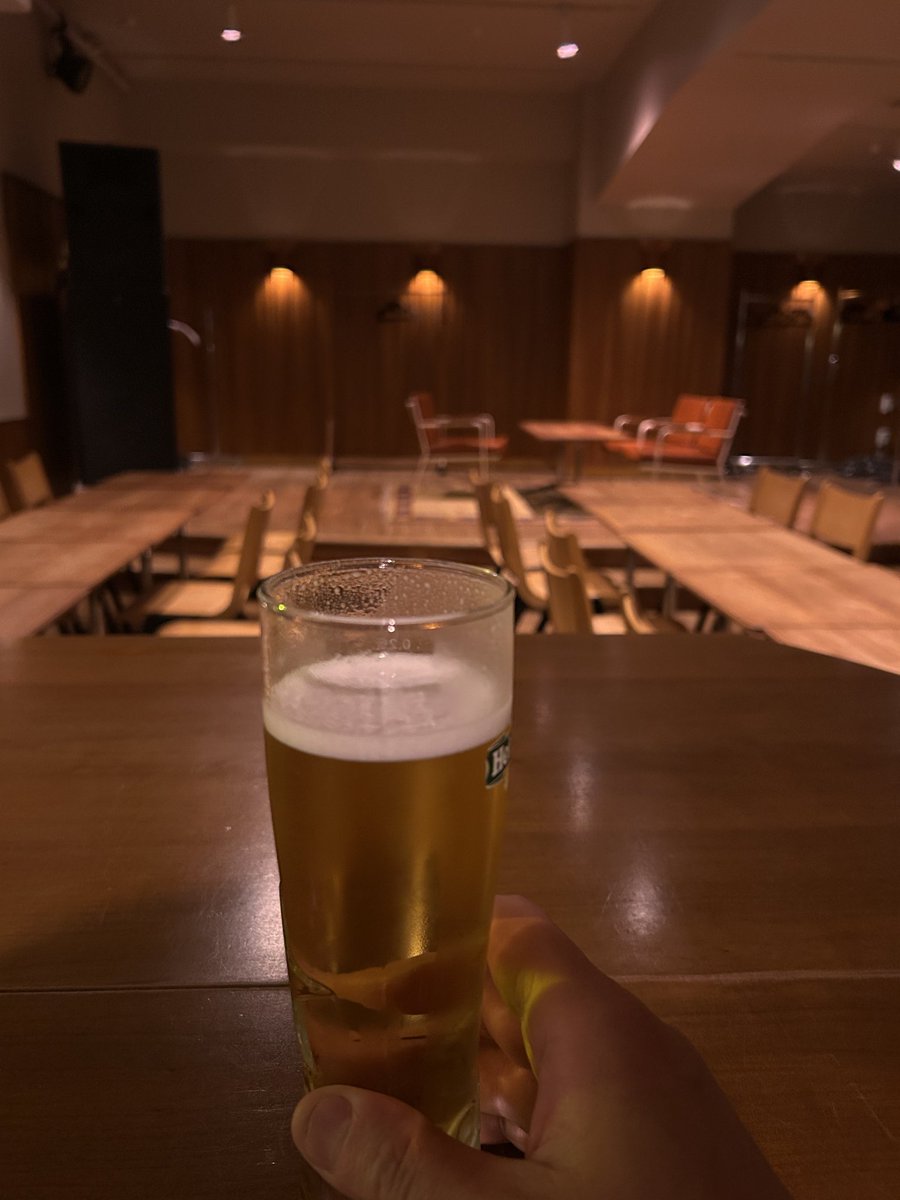 bsn_chicchi's tweet photo. ちょいと打ち合わせで、ササボ。
財津さんいつも御馳走さまです🍺❣️ https://t.co/NOTAvYiyU8
