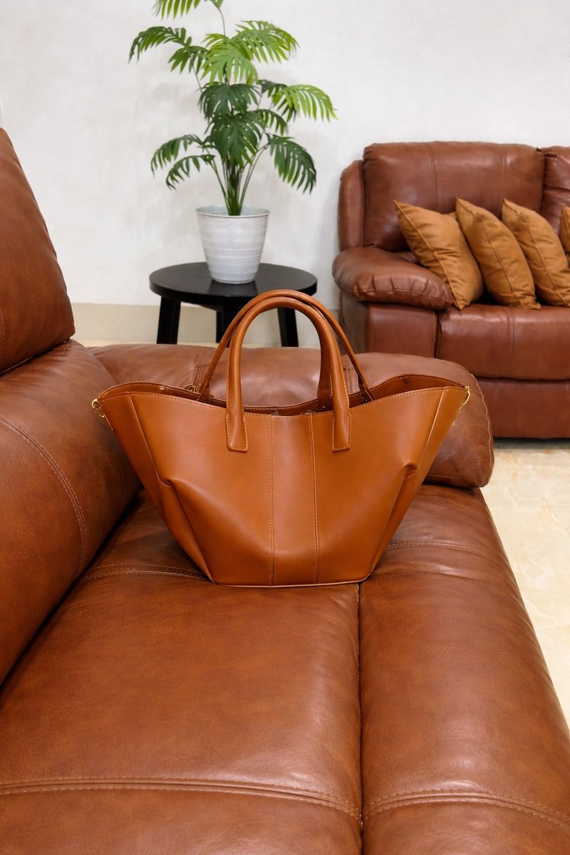 occacciii's tweet photo. Bargelo bag
https://t.co/N2G7ckD8Dc

jujur tas ini muat banyak bangett, definisi cemplang cemplung😭 suka banget dari mode sampe materianya pun oke banget sesuai ekspektasi😍🫶🏻 https://t.co/ooPaK3JQdr