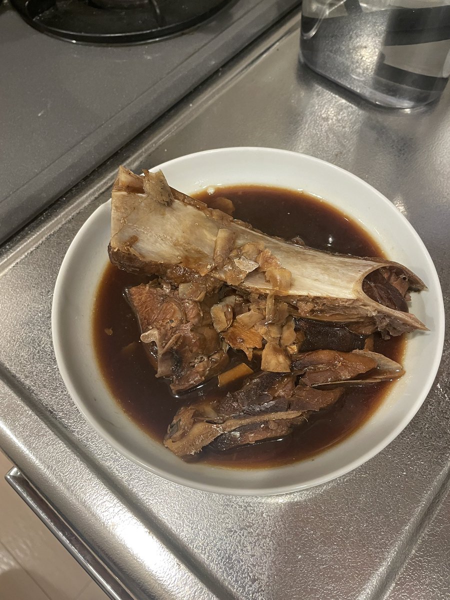 マグロのカマの煮物すげぇうまうま🐟