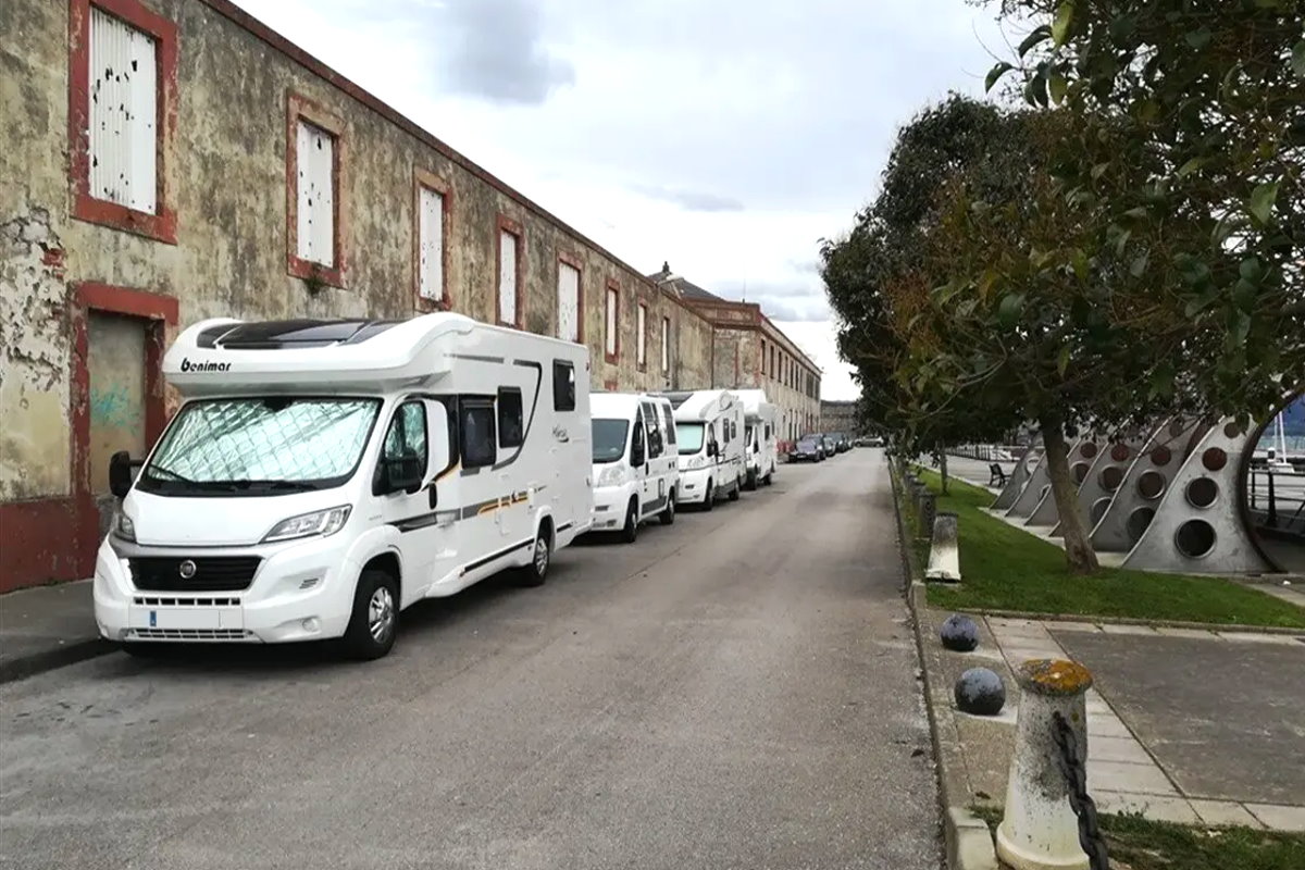 #Santoña (Cantabria) se prepara para implantar una ordenanza reguladora de estacionamiento y habilitar un aparcamiento para #autocaravanas...

cadenaser.com/cantabria/2026…