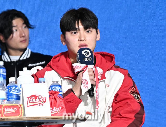 뵤²⁹ tweet media