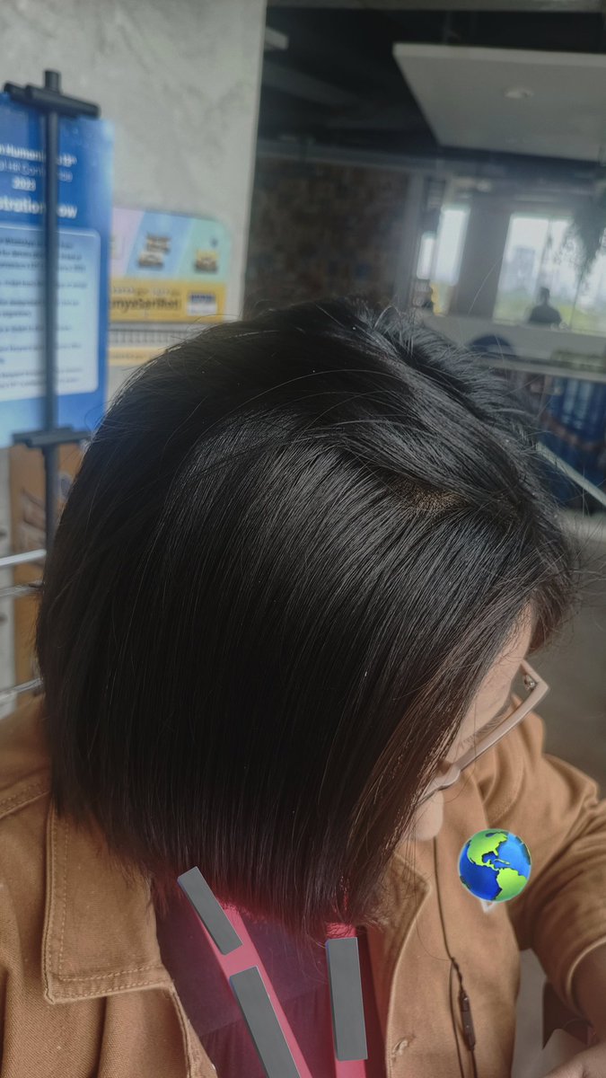 console.log tweet media