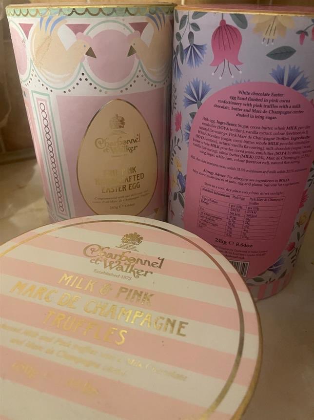 Poopsnoop tweet media