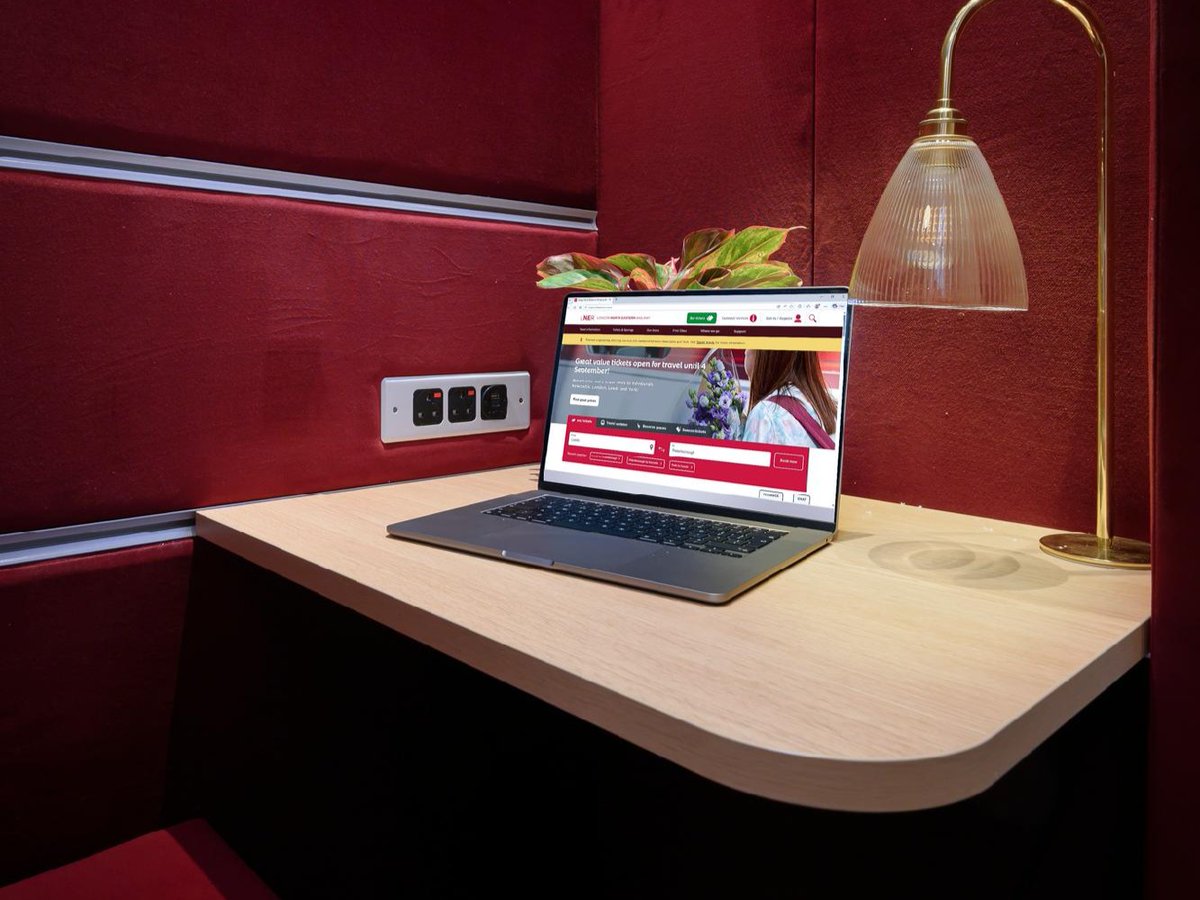 London North Eastern Railway tweet media