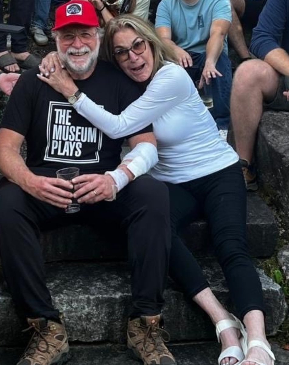 Progrezuela (Parodia) tweet media