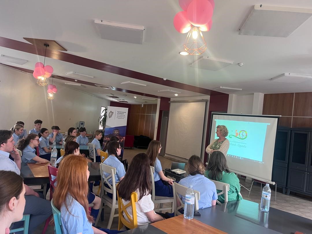 Ireland in Uganda tweet media