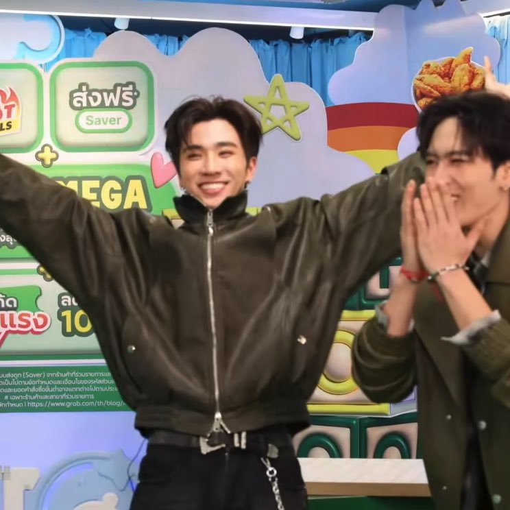 boo. 🍒 tweet media