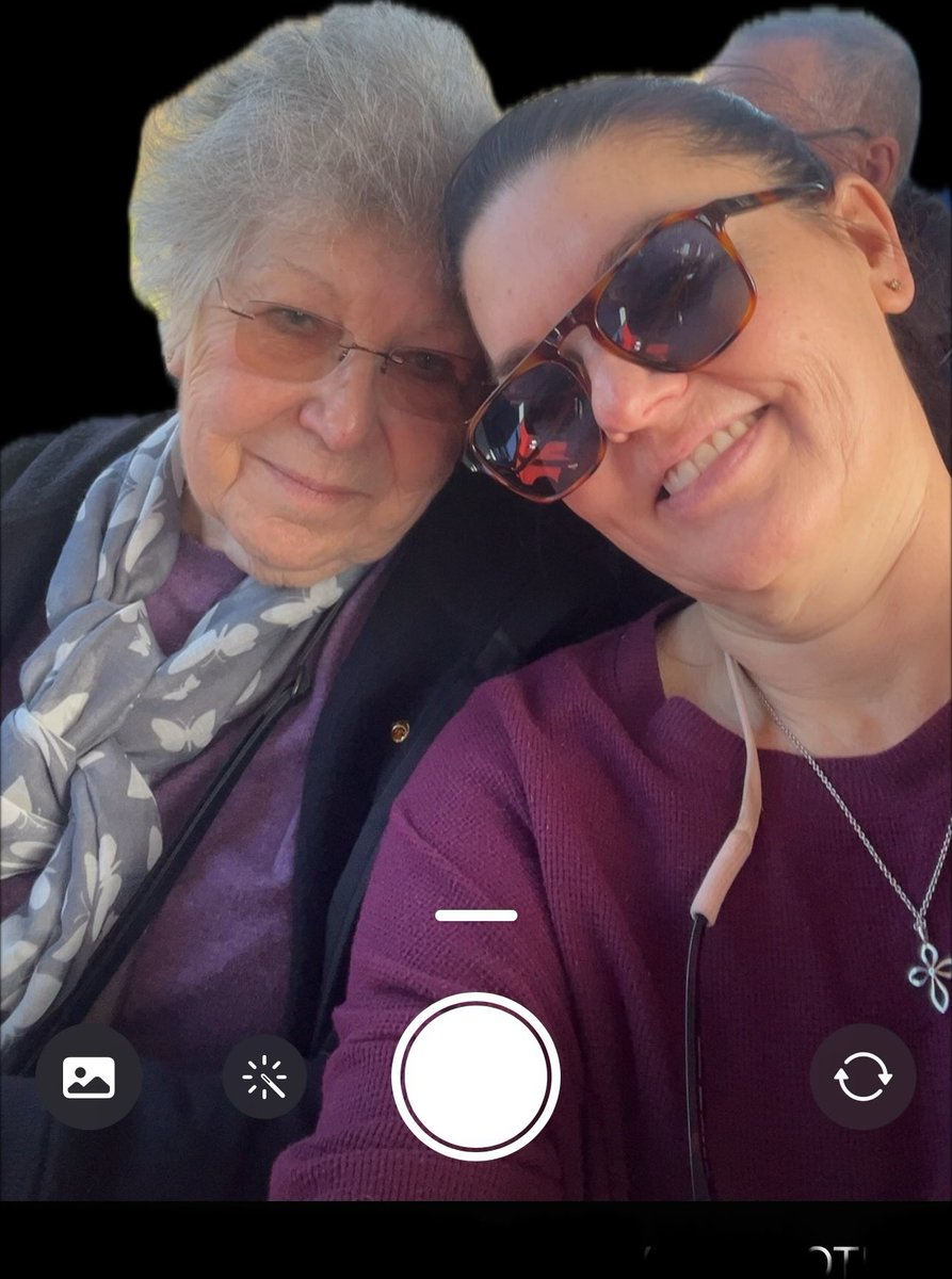 Ann Walker tweet media