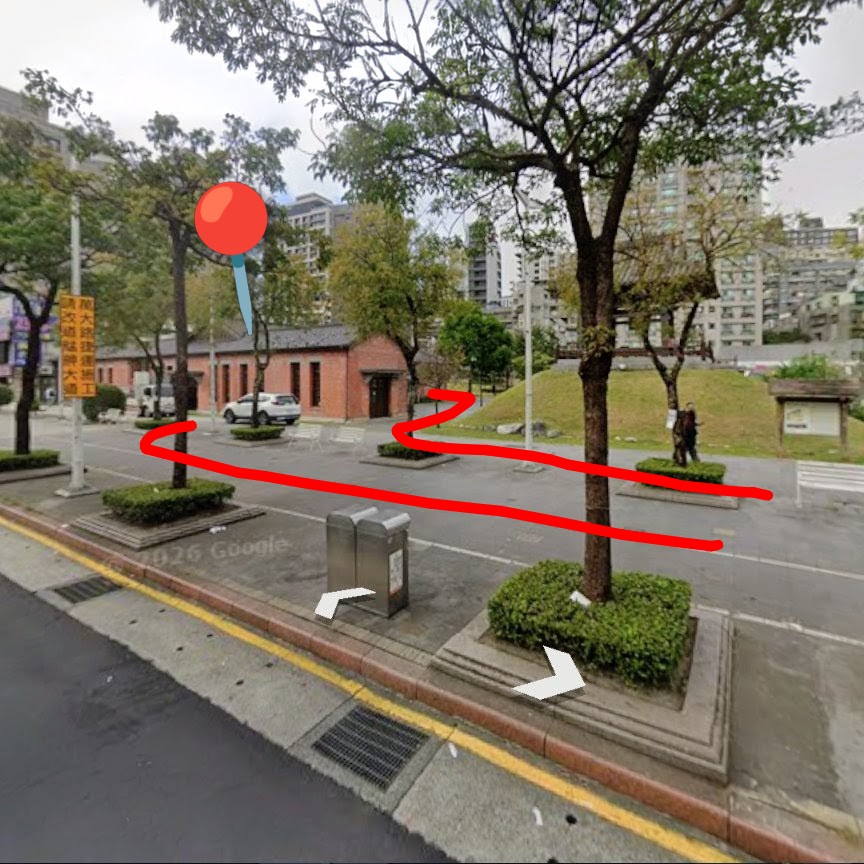 TaiwanBrickFest's tweet photo. 🗺️Guide to th TBF
1️⃣Take the MRT🚇
Take the 🔵Blue Line or 🟢Green Line to Ximen Station.
2️⃣Walk🚶
Exit from Exit 1
Walk straight south along Zhonghua Road (中華路).
It’s about a 5-minute walk, passing a major intersection along the way.
🚩Destination: Shuxin Hall📍
#TBF2026 https://t.co/TKG1UJQccO