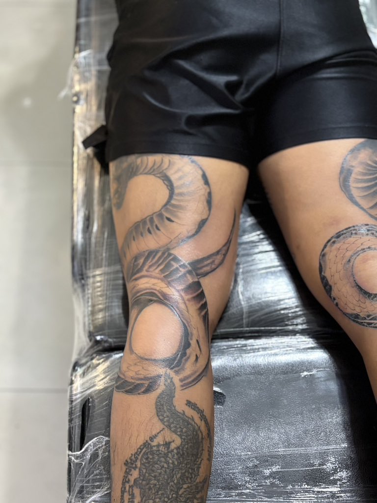 boy สักยันต์เสนห์ สวิงหญิง ฝั่งมุก หำฉีด สักควย tweet media