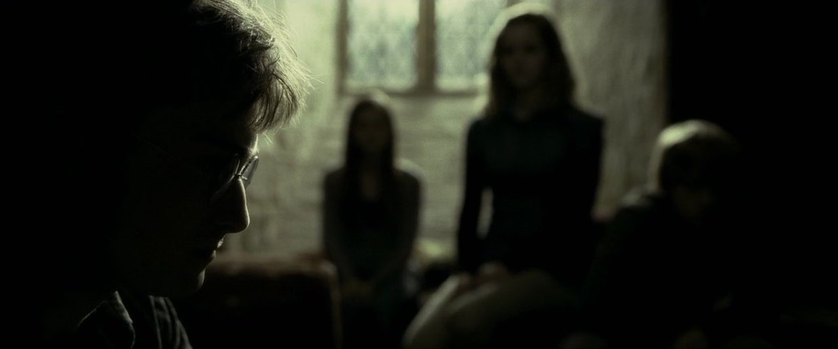 edidelrey's tweet photo. @redlinoo de hecho fue hp hbp la que popularizó este tipo de etalonaje y en su momento recibió una nom a mejor cinematografía. el problema es que esa peli tenía motivo narrativo para verse así, muchas que lo han tomado.. pues no https://t.co/q5vbdXY2b8