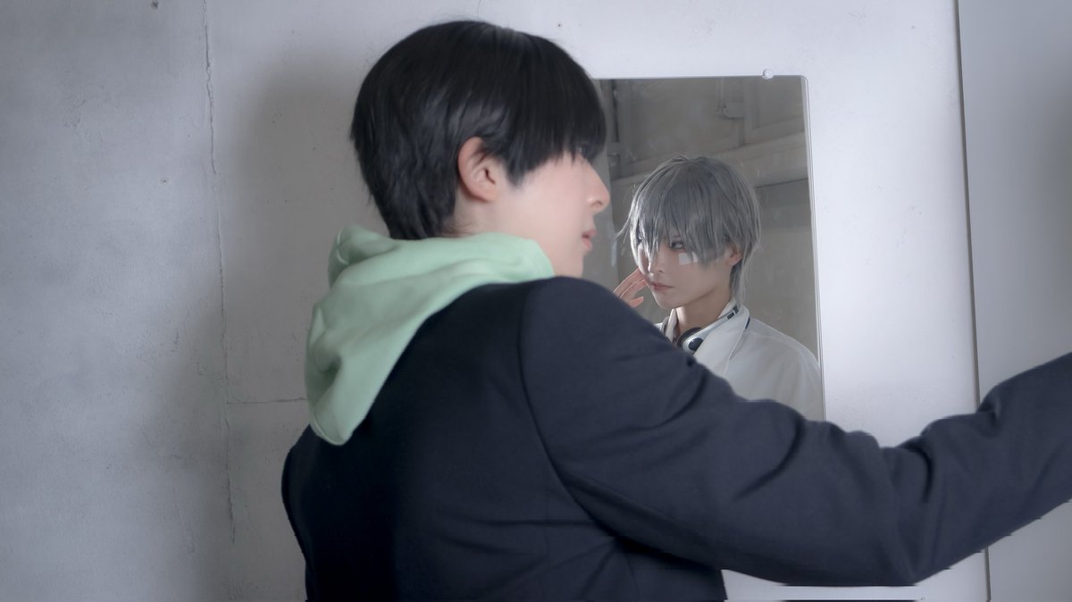 じこま tweet media