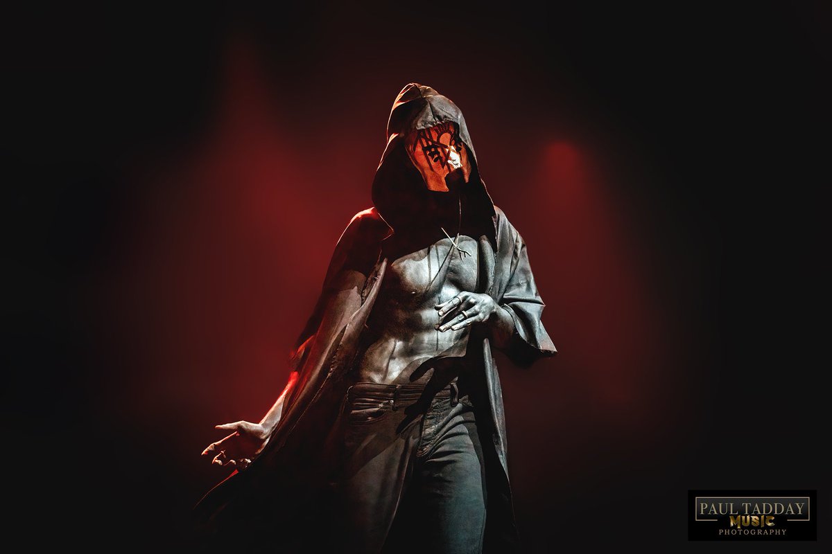 professional iv misser tweet media