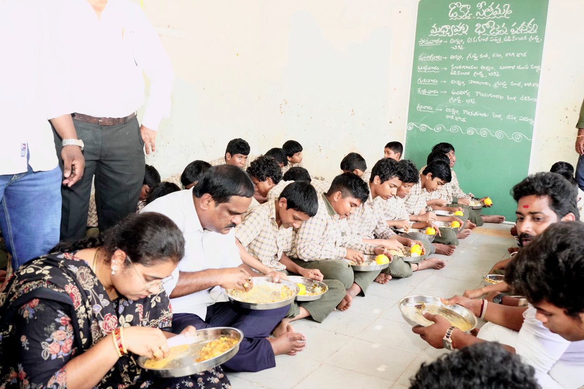 వీరేంద్ర 👉 Jana Sainik🇮🇳 tweet media