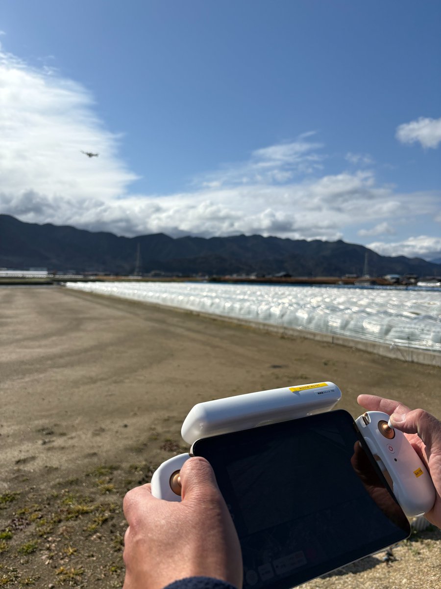 NTTdrone's tweet photo. 【講習風景】
ANAFI Ai マスター講習、全国で展開中。
北海道から香川県、そして鹿児島・種子島へ。
北から南まで、各地で実践的な講習を実施しています📷
NTT e-Drone Technologyでは、
ANAFIの機体販売から講習まで一貫対応。
導入して終わりではなく、
お客様の現場用途に合わせた 実践講習 をご提供しています。
#ANAFI
#産業スクール
#出張講習
#NTT