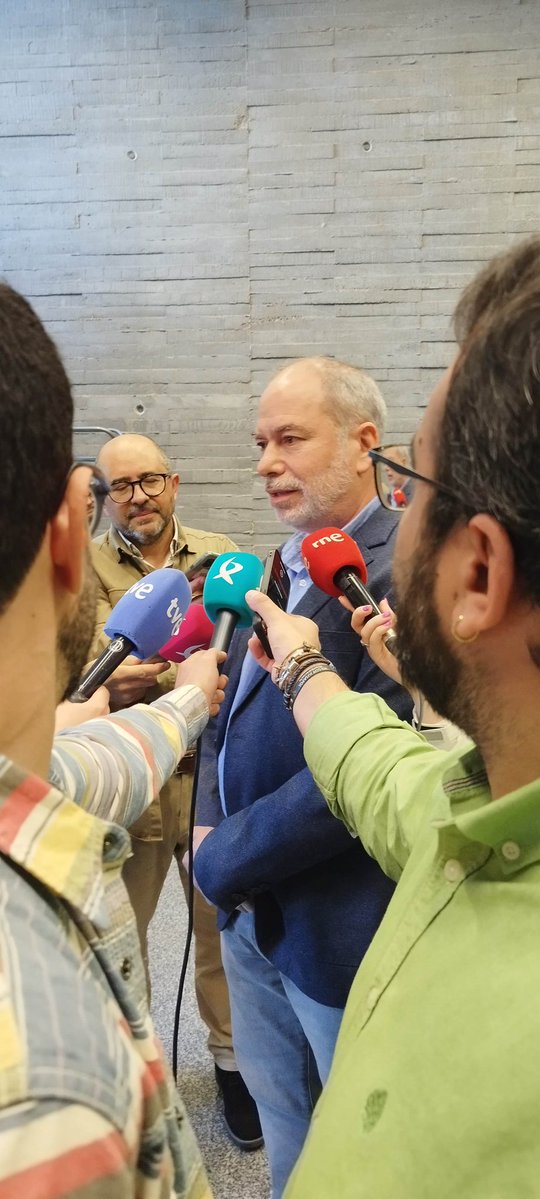 @INTROMAC tweet media