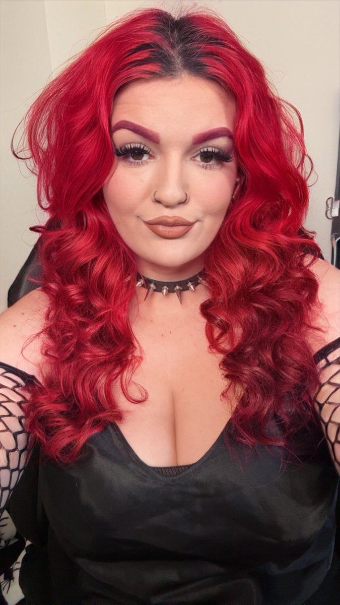 .ℨ𝔬🕸🕷✧. tweet media