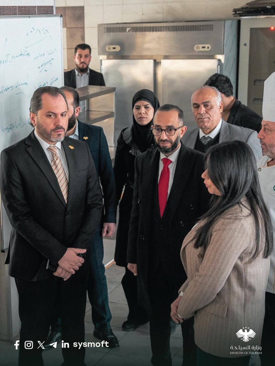 Aramean02's tweet photo. طبعاً أنتو مو بحاجة حدا يخبركم مين المسؤول الفعلي عن وزارة السياحة؟ https://t.co/Yif23ckwDO