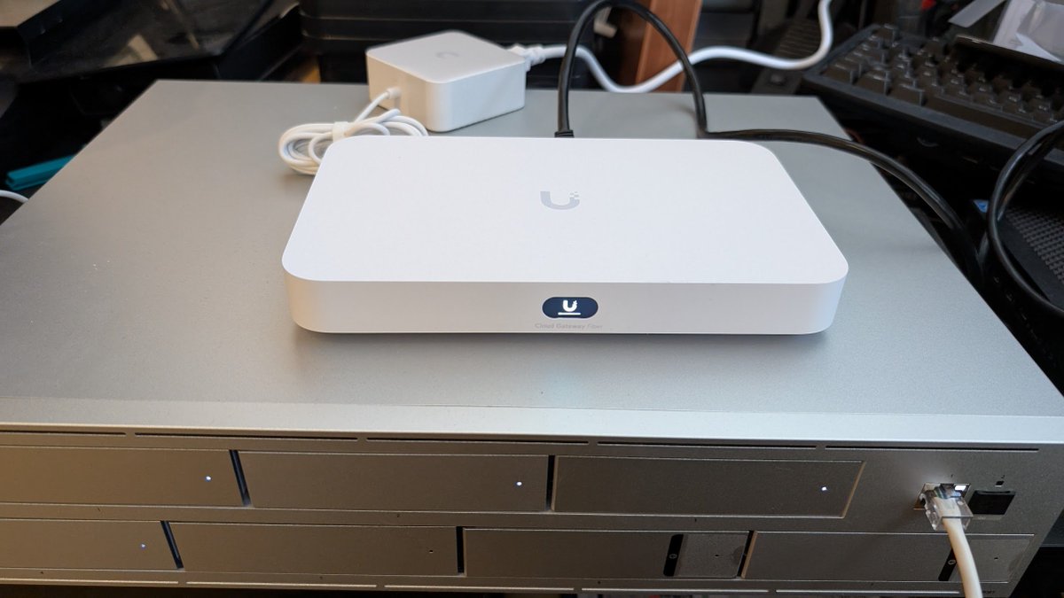 Sebastian tweet media