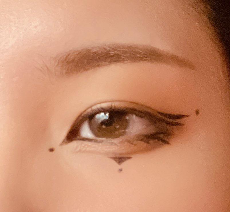 ロロ/さくら tweet media