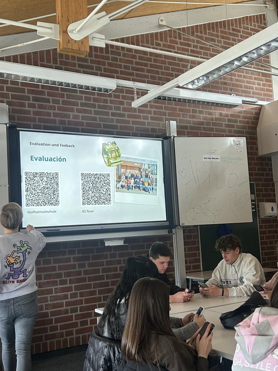 IES Antonio Tovar 🍏 tweet media