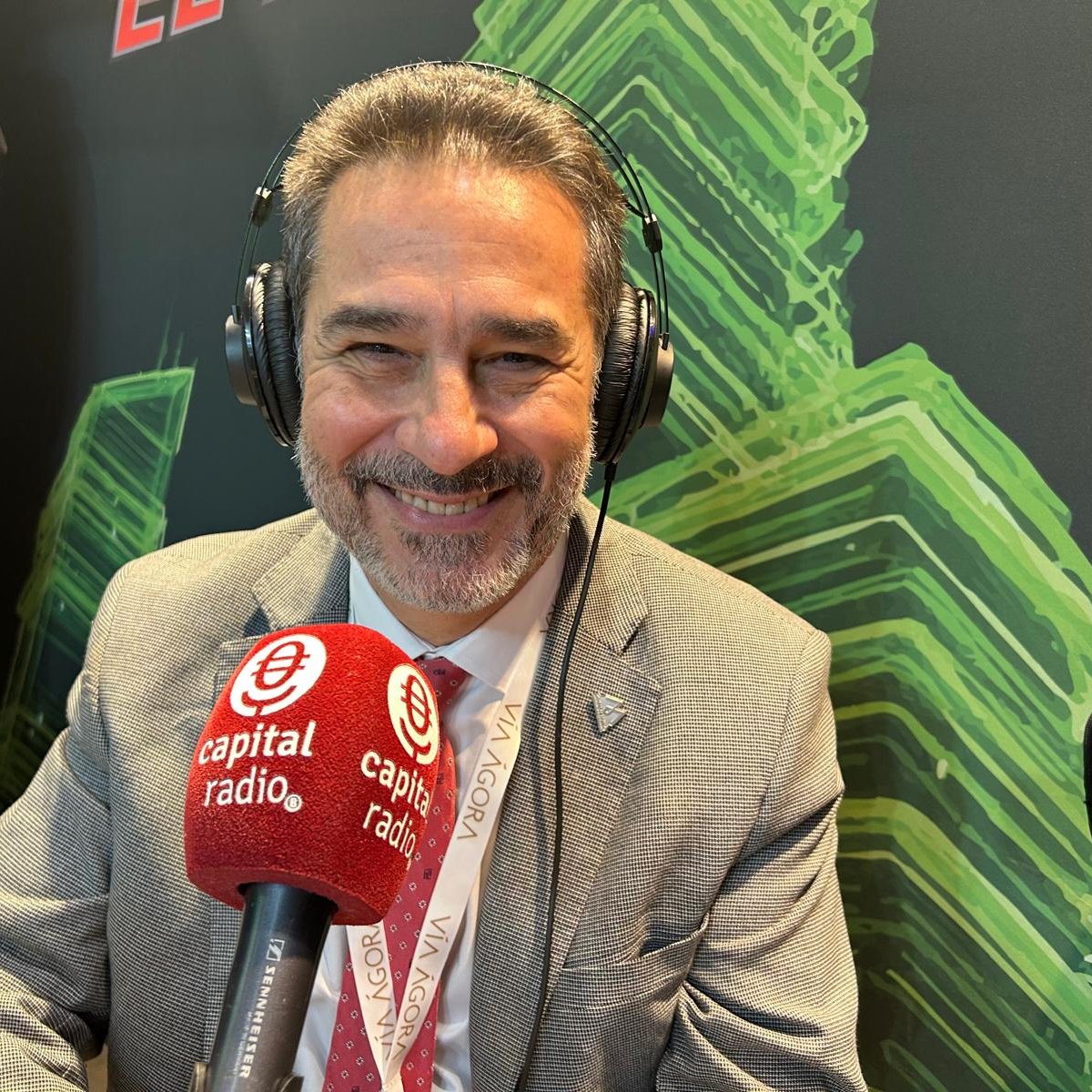 Capital Radio tweet media