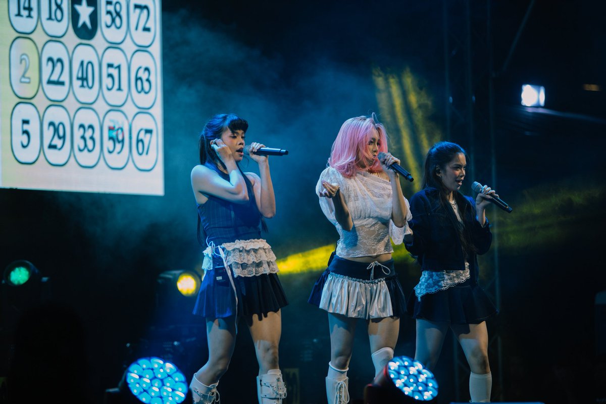 Do you miss them already? 💫

Sharing some moments from Signal Detected: Blooms Day with BINI last March 21 at Ayala Malls Market! Market! 📡🌸

Still feeling all the love and energy from you, Blooms 💖

📸 Credits: UNCVR

#BINI #BINI_SignalDetected #StarMusicPH