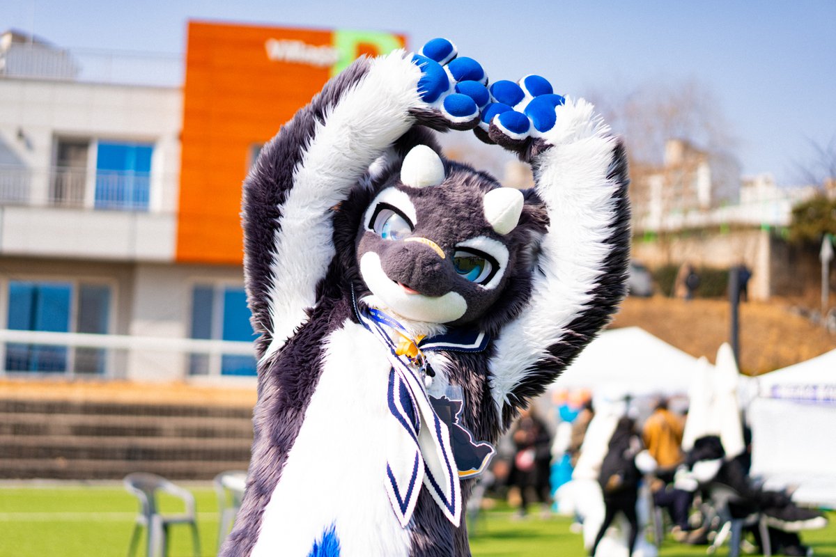 はいしぃ tweet media