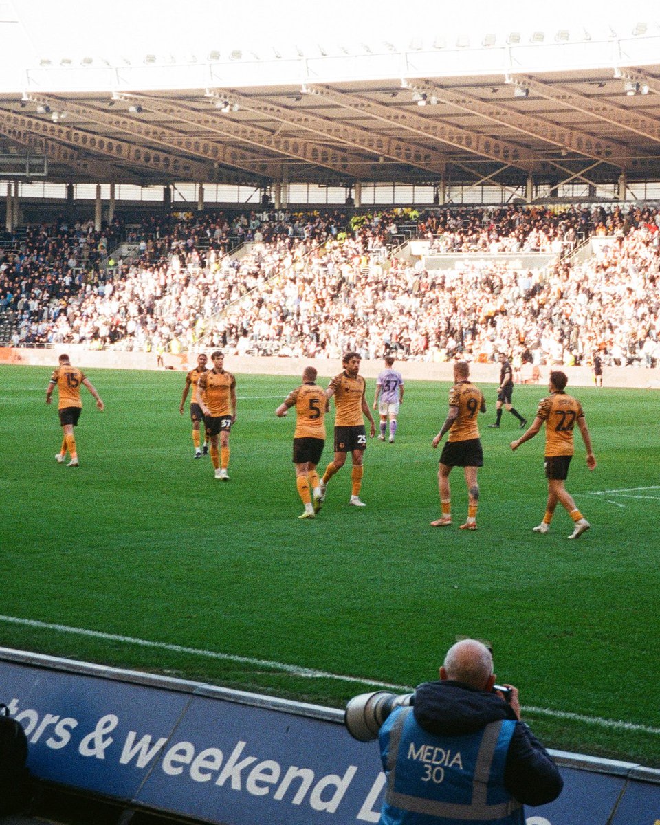 Hull City tweet media