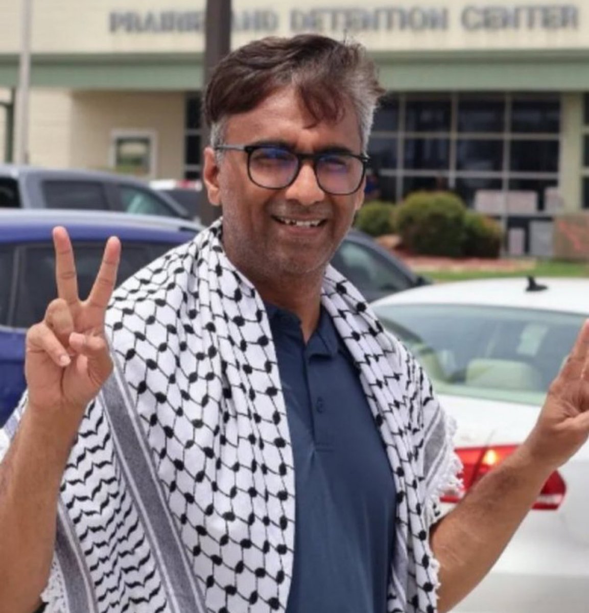 NizNellie3 tweet media