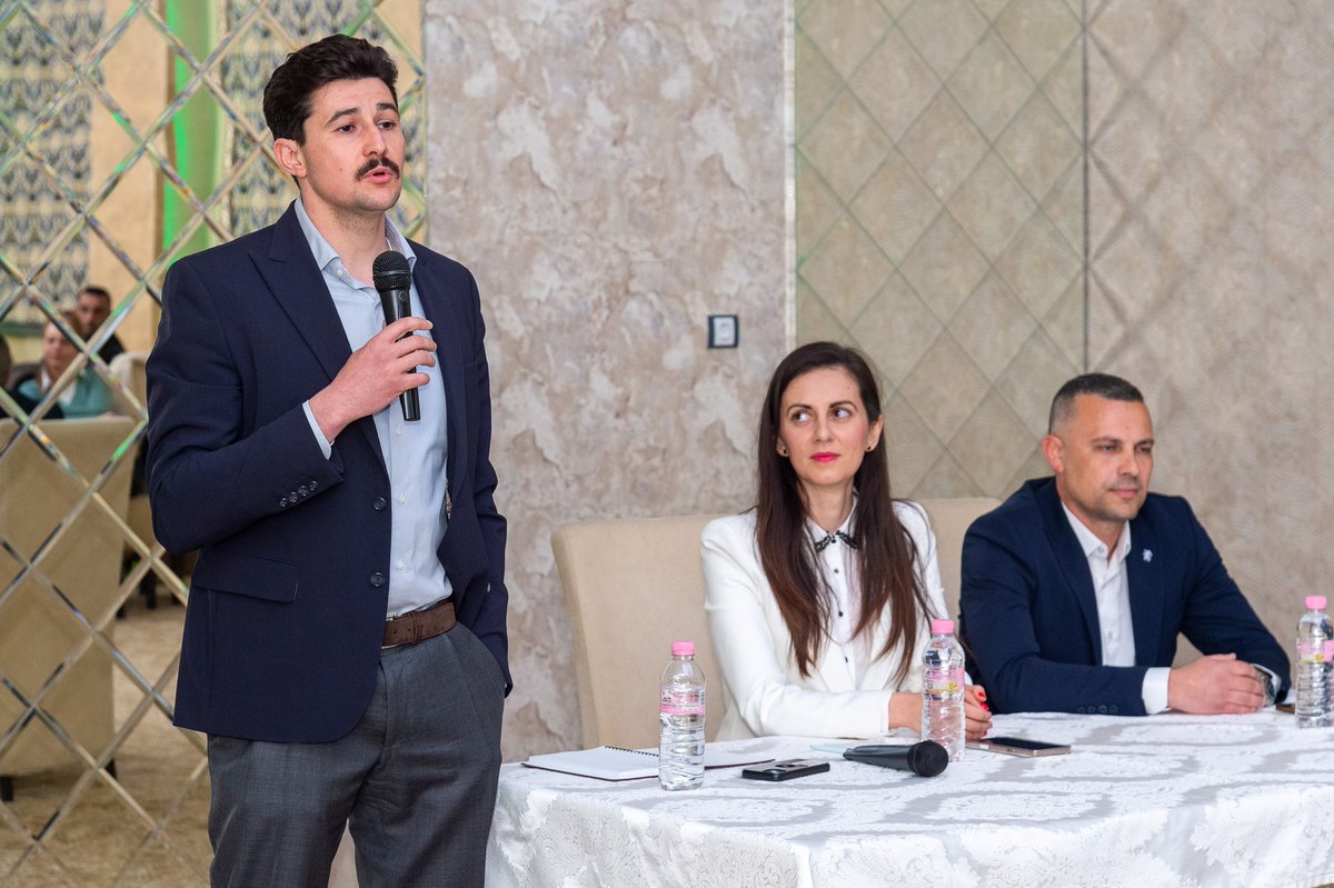 Rada Laykova tweet media