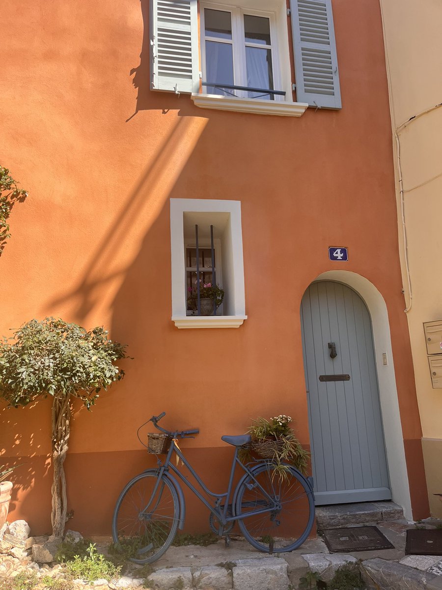 fifoumarate's tweet photo. 🇫🇷🇵🇱 J3 échange euro maths Beaussier–Kopernik :
visite de Hyères ☀️🌴, maths en situation (observer, mesurer, modéliser) 📐
#Erasmus #Maths #Hyères
@LyceeBeaussier @MathsAcNice @NatachaChicot https://t.co/rCr6uQBWVo