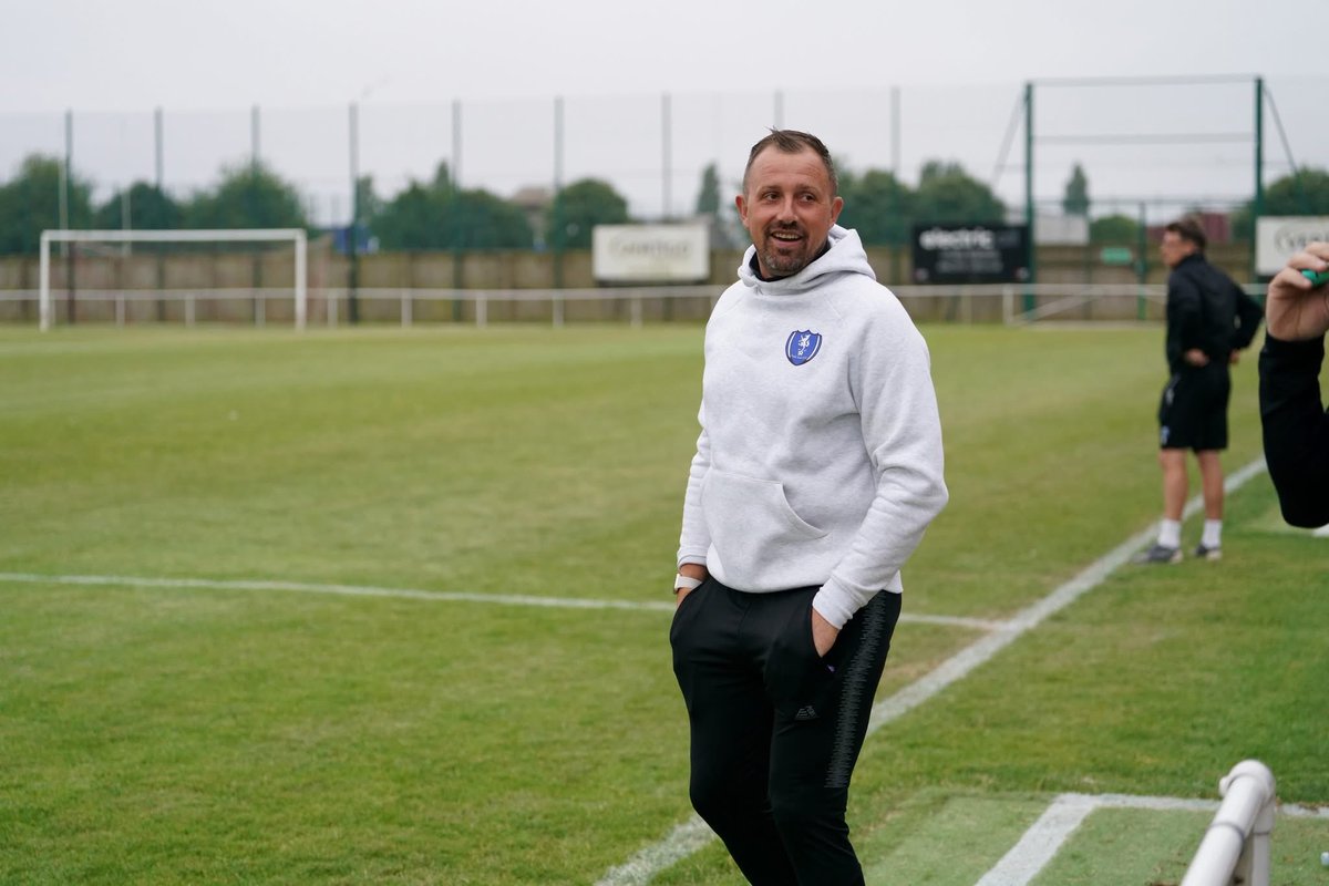 Louth Town FC tweet media