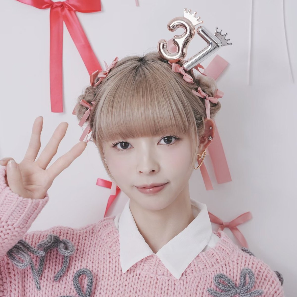 mogatanpe's tweet photo. お仕事のご相談等は

info@mogatanpe.jp

までお願いしますー！

担当は白須です🍄
個人事務所で二人三脚でやってます！
他の窓口はありません。
DMなども返答できません🙏💦

PR案件は本当に良いと思ったもの、効果あるなと思ったものしかやれないです…！(って返答すると大体返事こなくなる不思議)

ゲーム、アニメ、漫画、映画、海外ドラマ大好きです✌️(ホラーも)結構喋れます！
絵を描くことや物作りも好きです。毎日自炊してますが、料理レベルは高くないです笑
▼上手くないですが歌うのも好き
https://t.co/hBWMzpkAIS
年初めにコントやりましたが、お芝居も大好きです！

シンママで子育てしつつですが、(娘4歳と猫2匹)スケジュールは調整しつつ動ける日も多いので、ぜひよろしくお願いします🙏！
先月37歳になりました☺️