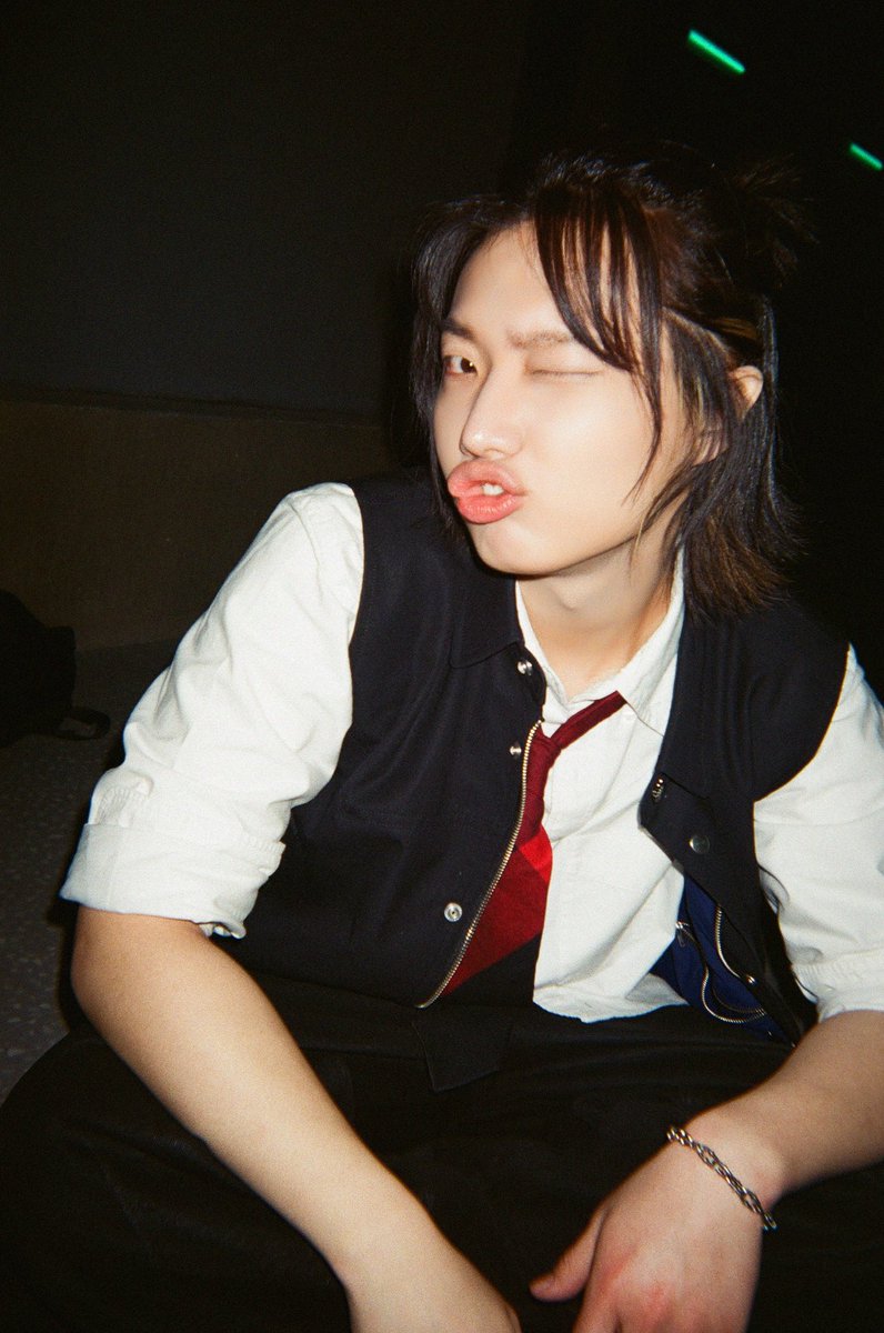 Dragon Pony tweet media