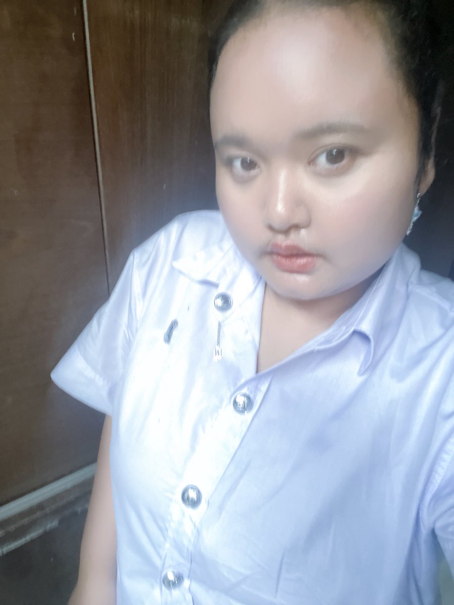 urporjai's tweet image. พรุ่งนี้จะจบปี 3 แระนะ ^^ #msu #มมส